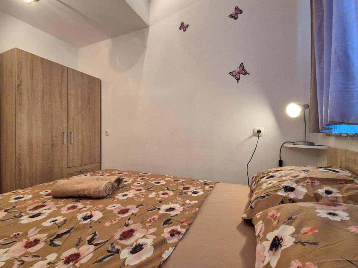 Apartman Meghan Pula Extérieur photo