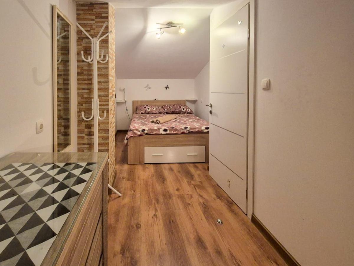 Apartman Meghan Pula Extérieur photo